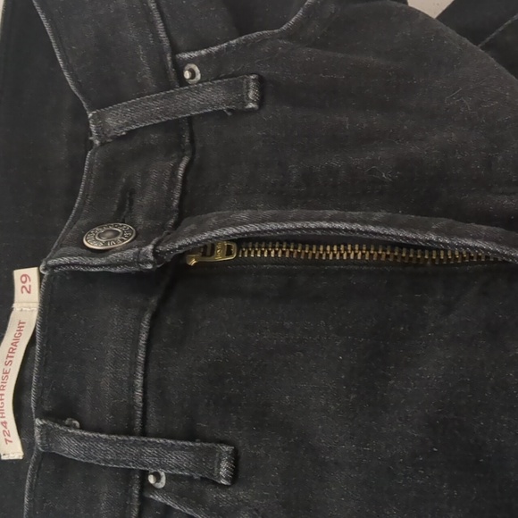 Women's Levi's 724 High Rise Straight Black Denim Jeans Size W29 L32 NWT - Picture 8 of 8
